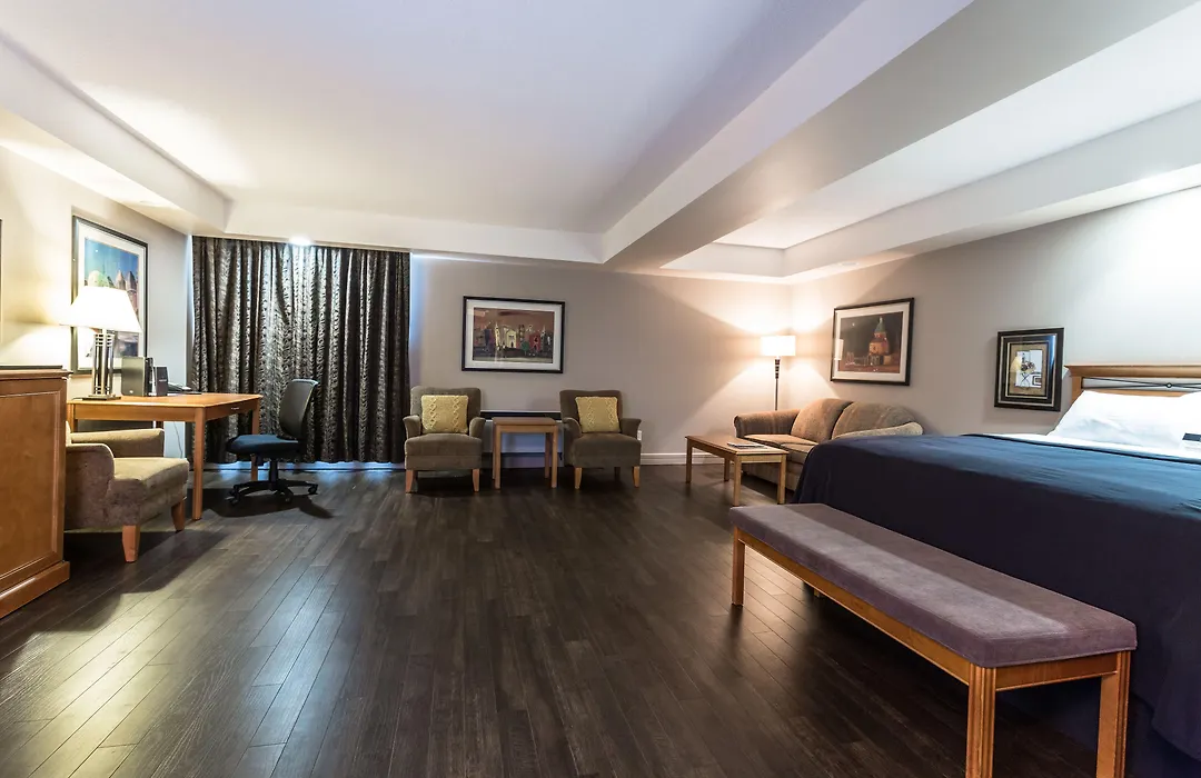 Royal Hotel Edmonton Airport Trademark Collection By Wyndham-1