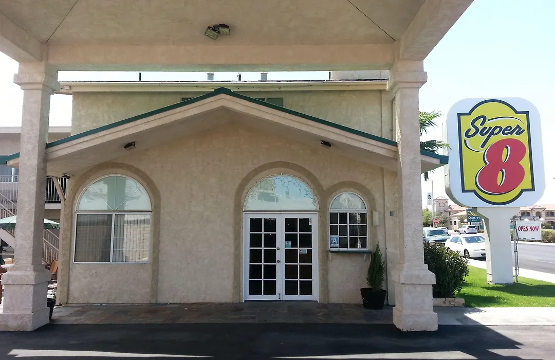 Super 8 By Wyndham Ridgecrest-1