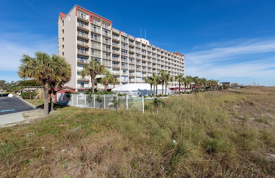 Maritime Beach Club-1