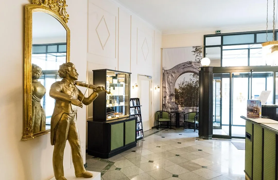 Hotel Johann Strauss-1