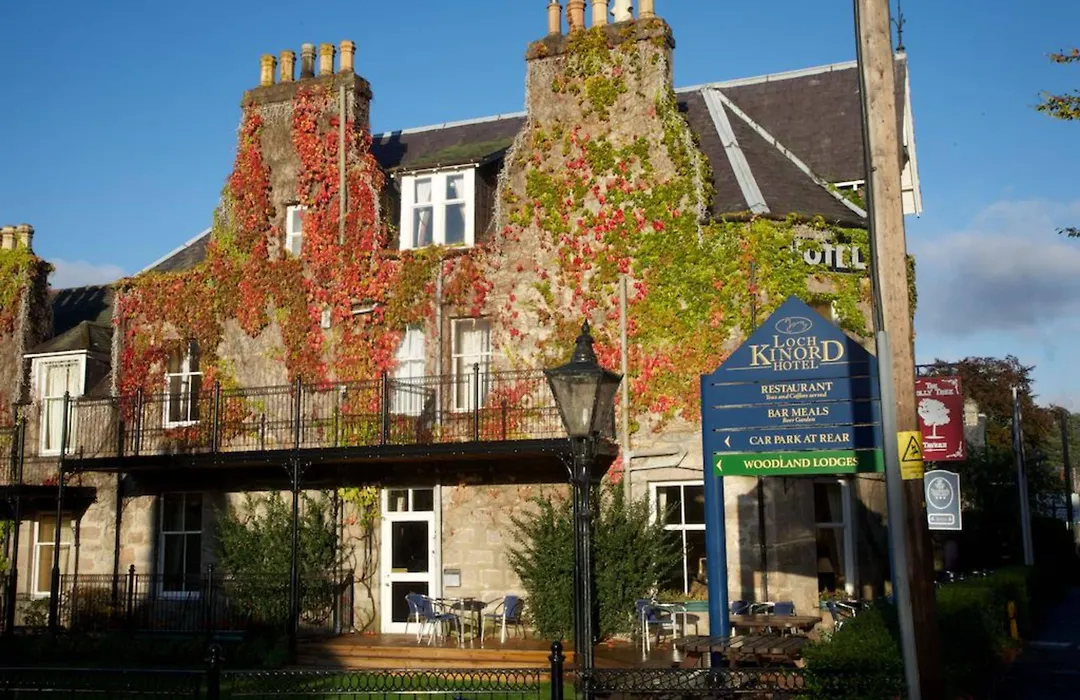 Loch Kinord Hotel-1