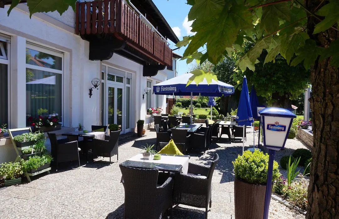 Flair Hotel Gruener Baum-1