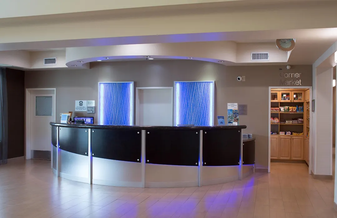 Fairfield Inn & Suites Oakland Hayward-1