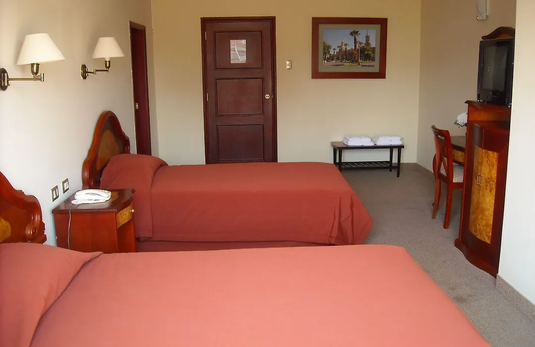 Hotel Continental Lima-1