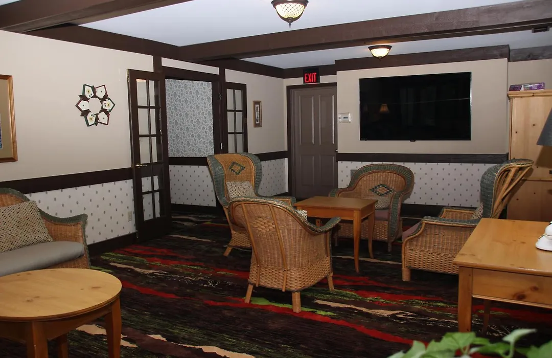 Spring House Inn-1