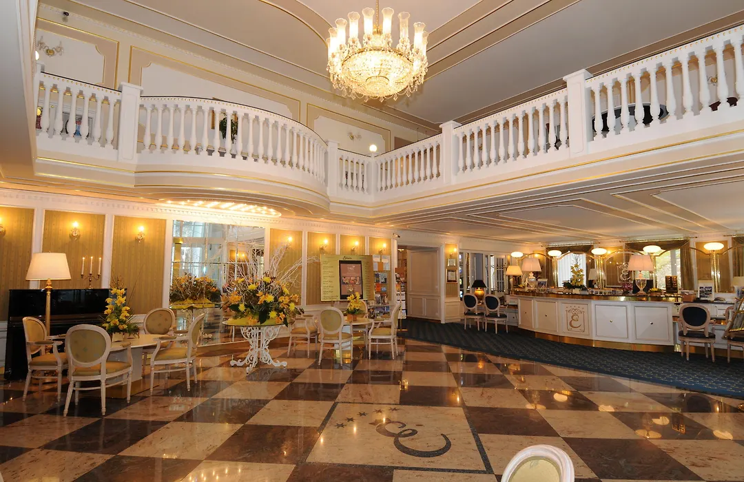 Esplanade Spa And Golf Resort-1