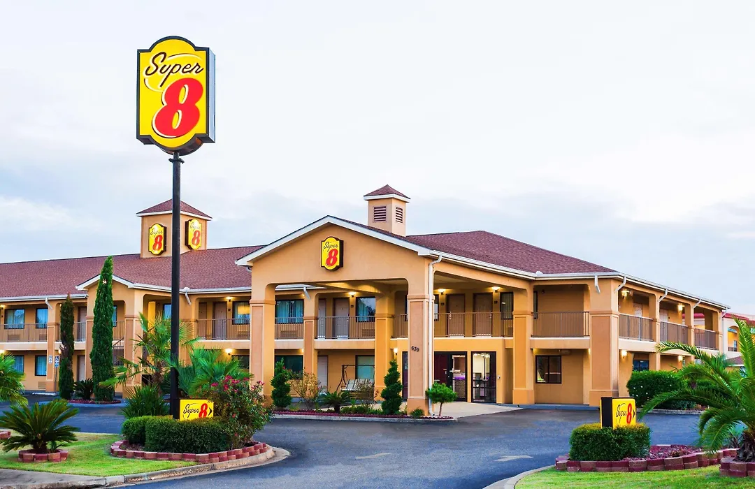 Super 8 By Wyndham Prattville Montgomery-1