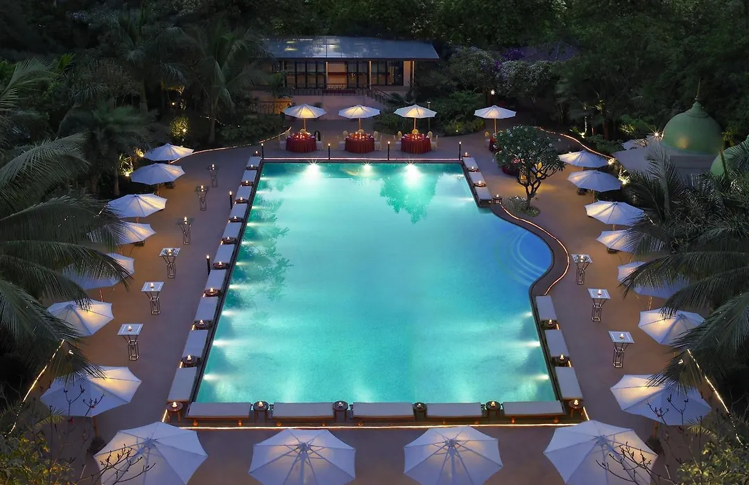 The Leela Palace Bengaluru-1