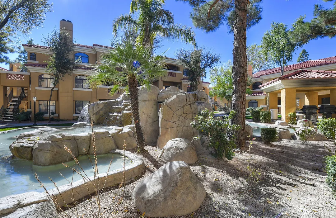Luxury Condos By Meridian Condoresorts- Scottsdale-1