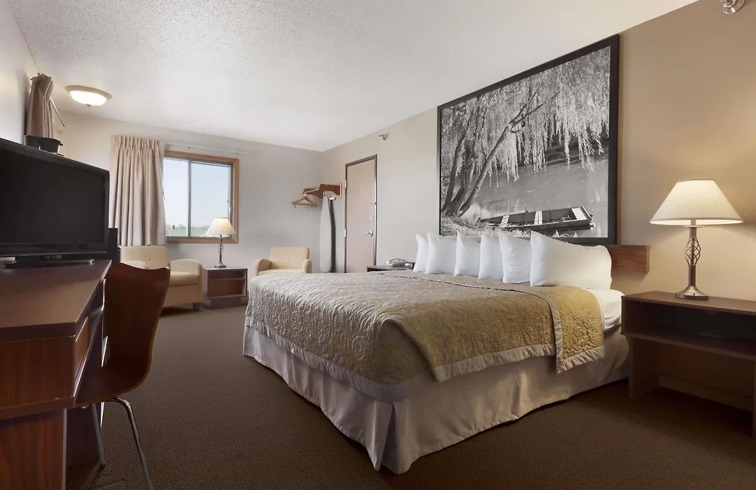 Super 8 By Wyndham Sioux Falls/41St Street-1