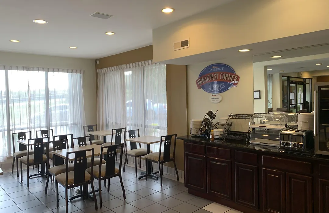 Baymont By Wyndham Cave City-1