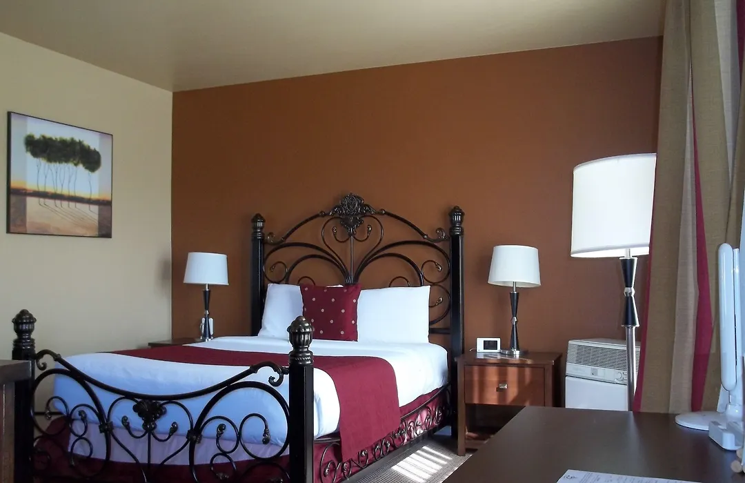 Inn At Port Gardner-Everett Waterfront, An Ascend Collection Hotel-1
