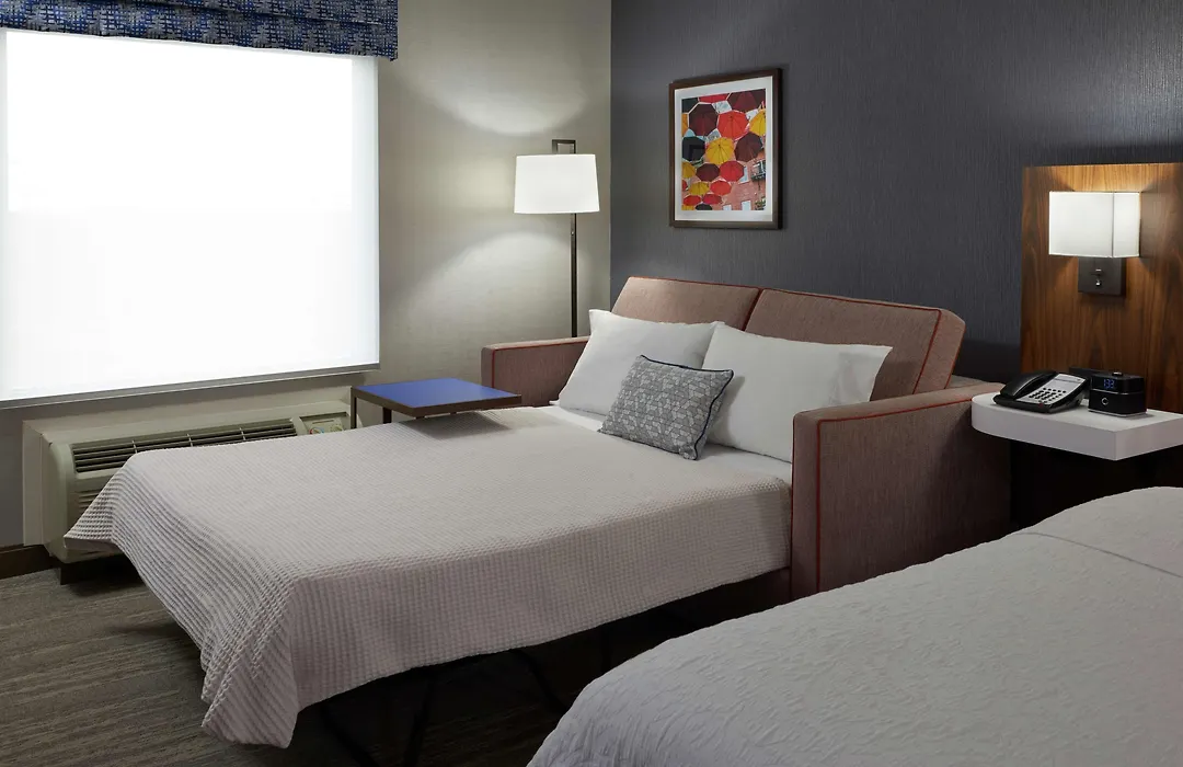 Hampton Inn & Suites Montreal-Dorval-1