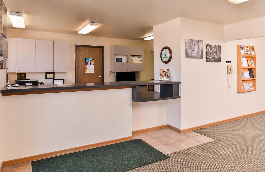 Americas Best Value Inn Missouri Valley-1