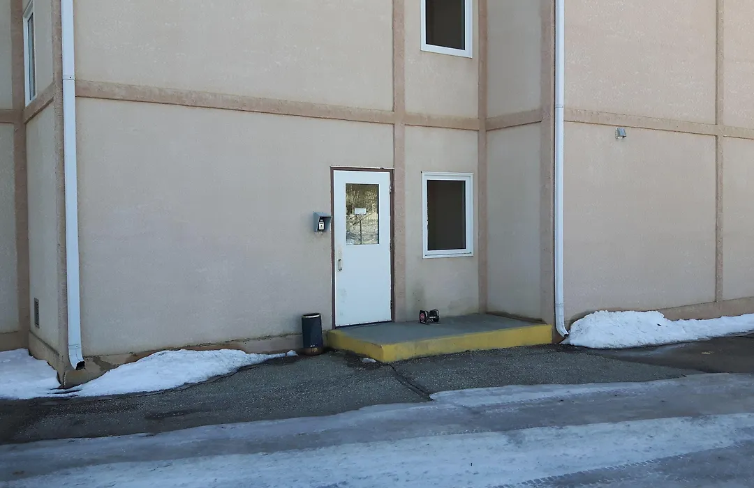 Super 8 By Wyndham Moose Jaw Sk-1
