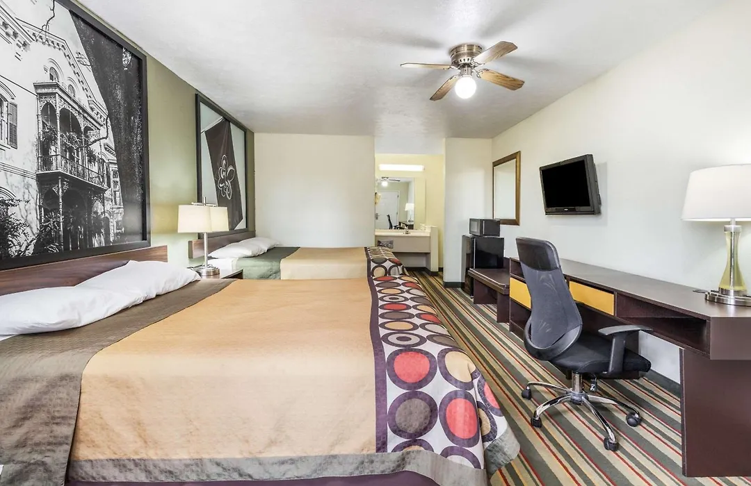 Super 8 By Wyndham Brookhaven-1