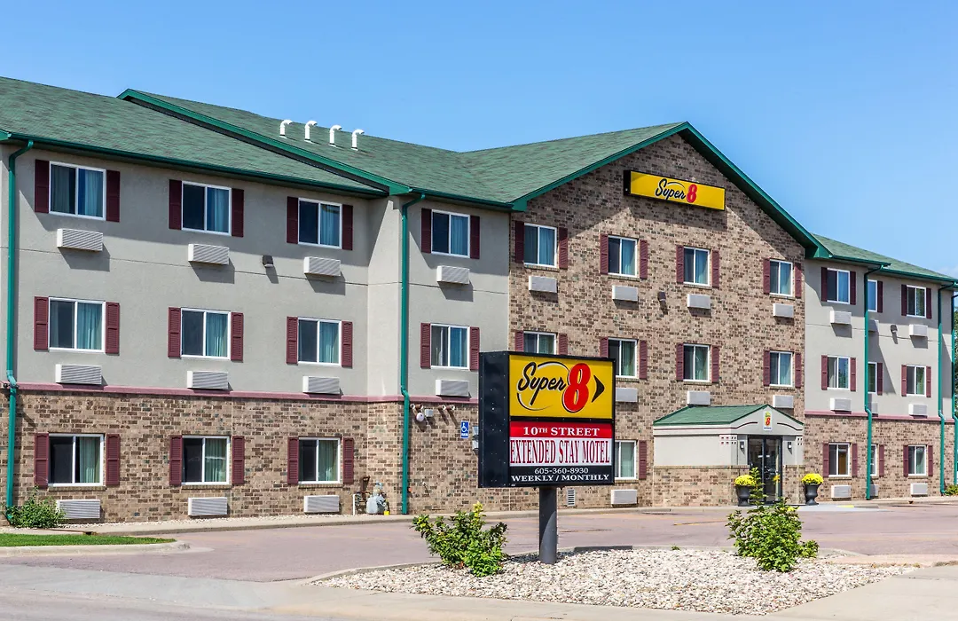Super 8 By Wyndham Sioux Falls-1