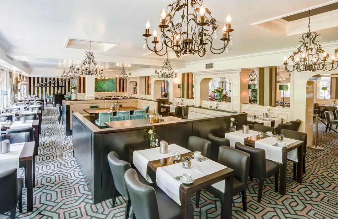 Hotel Moers Van Der Valk-1