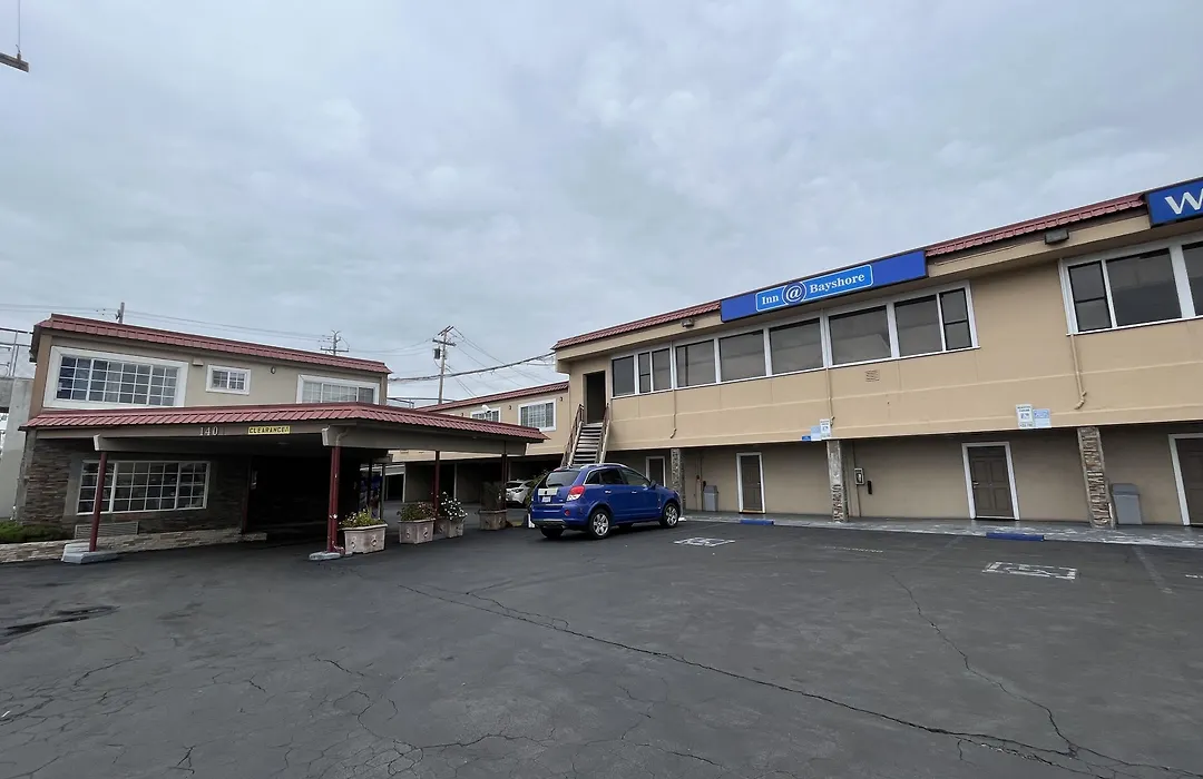 Inn At Bayshore-1