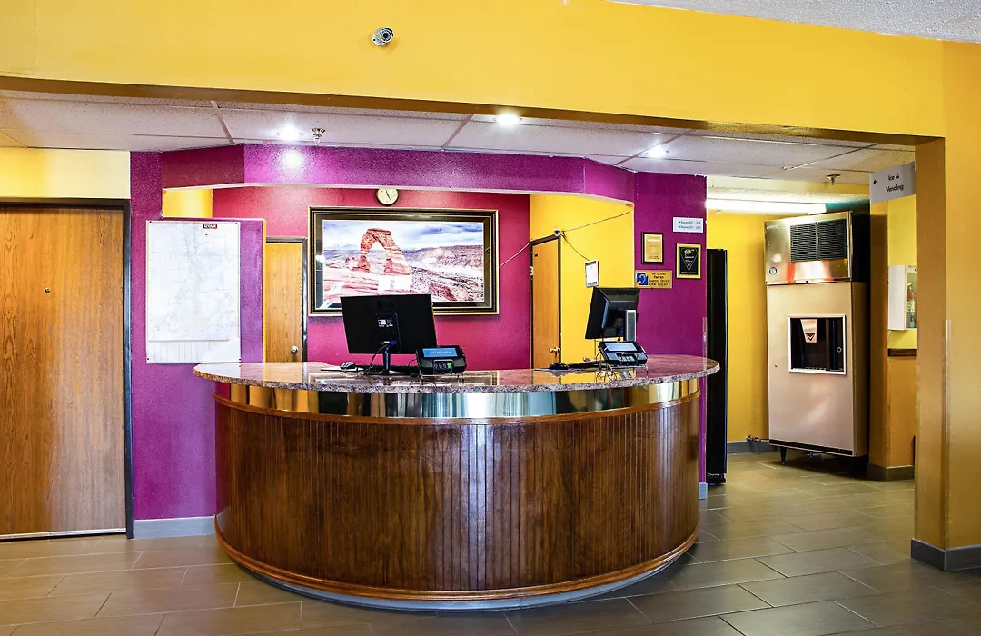 Rodeway Inn & Suites Monticello-1