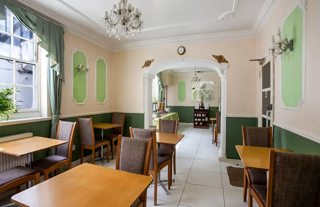Enrico Hotel-1