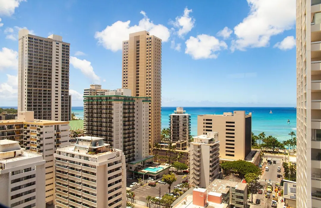 Vive Hotel Waikiki-1