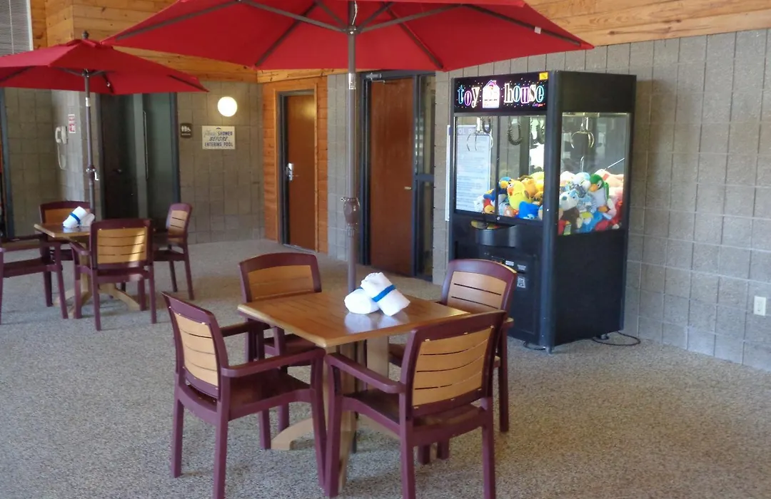 Americinn By Wyndham Grand Rapids-1