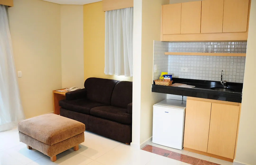 Brasília Santana Gold Flat-1