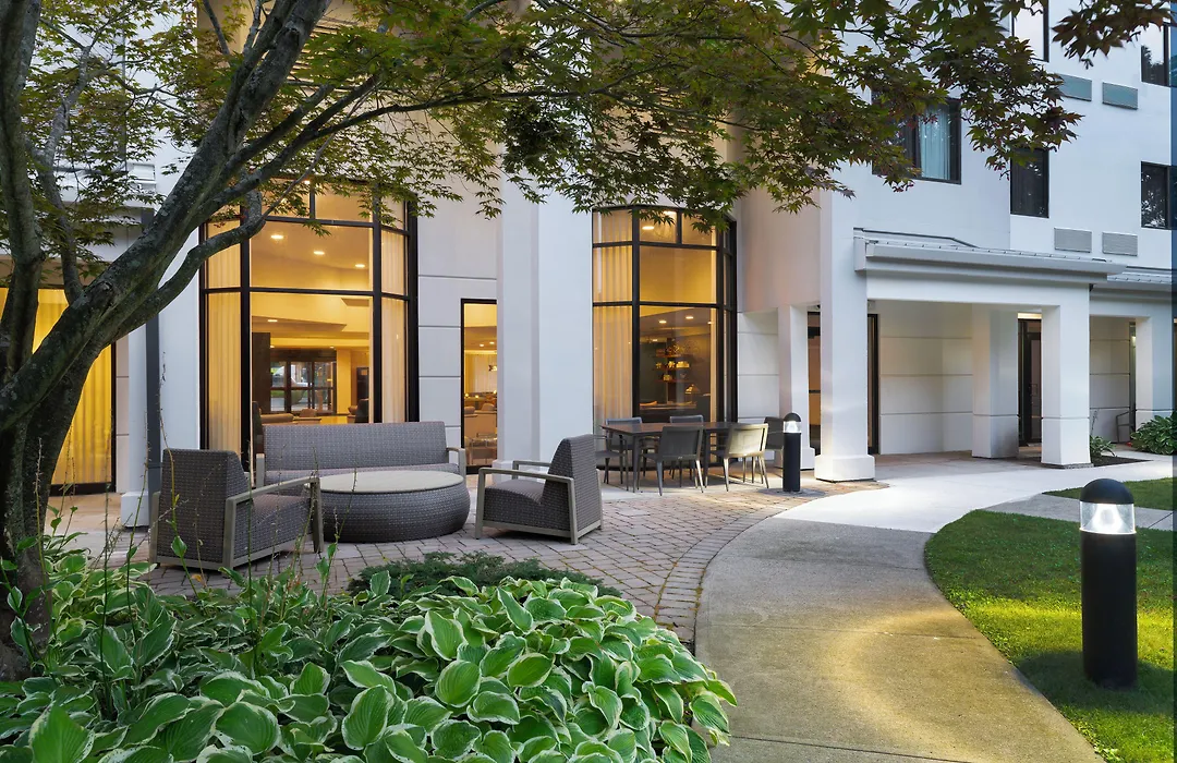 Courtyard By Marriott Danbury-1