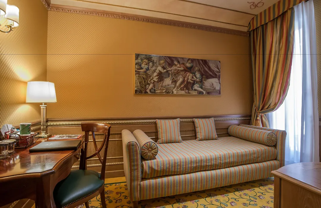 River Palace Hotel-1