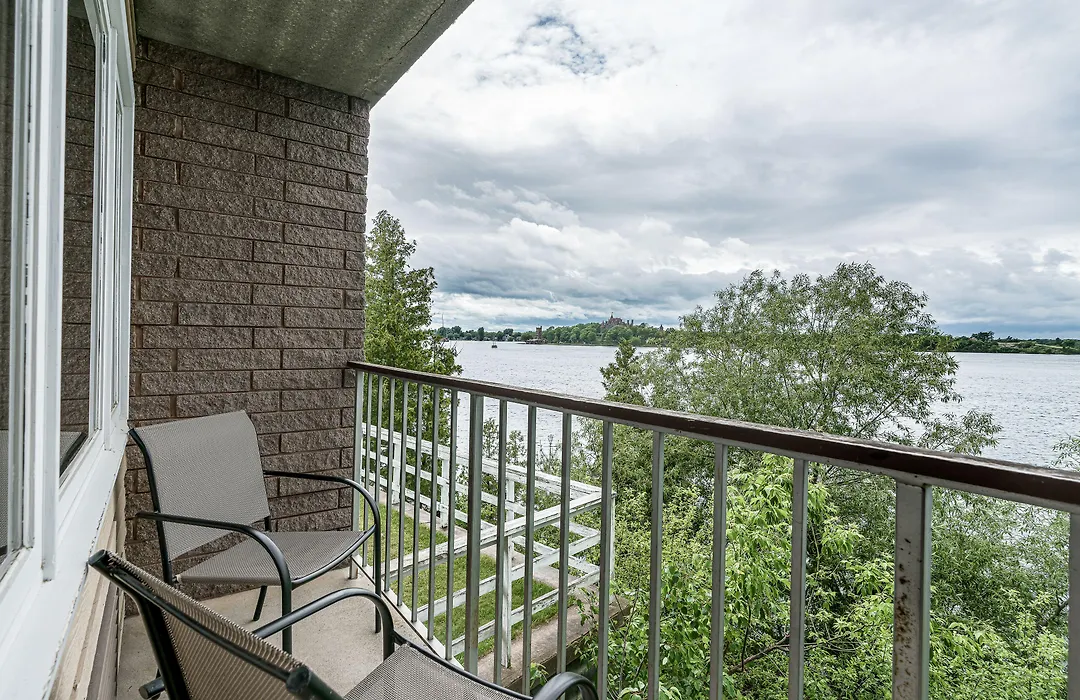 Bonnie Castle Resort & Marina-1
