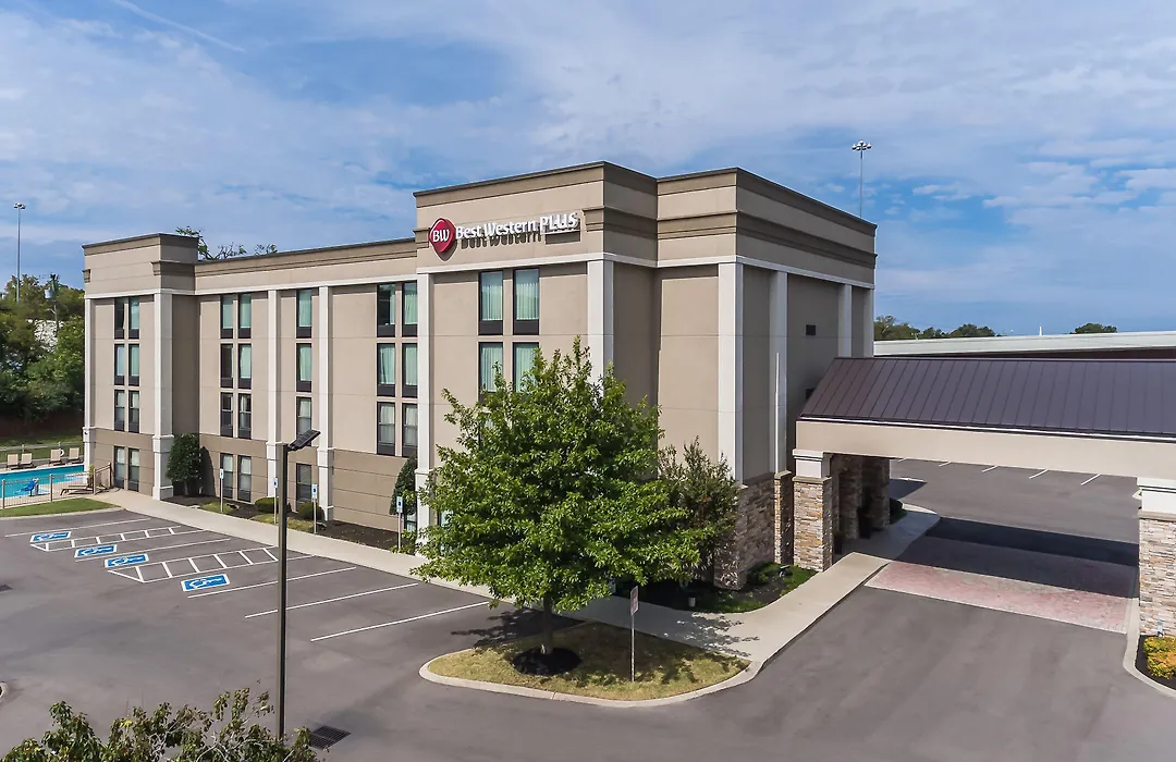 Best Western Plus Belle Meade Inn & Suites-1