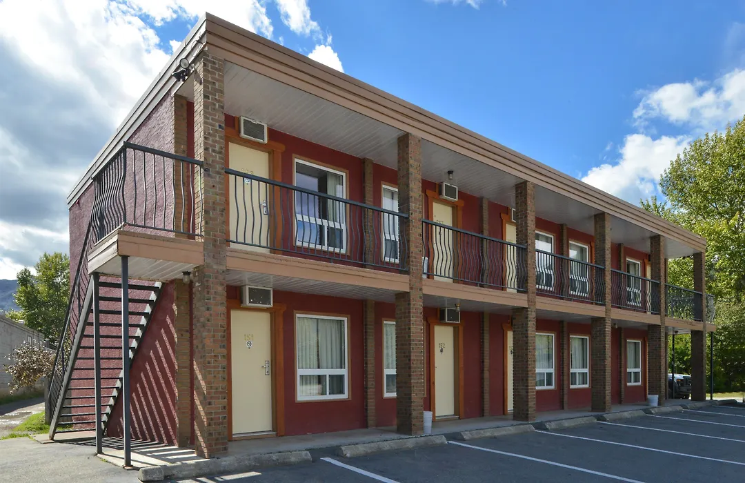 Canadas Best Value Inn And Suites Fernie-1