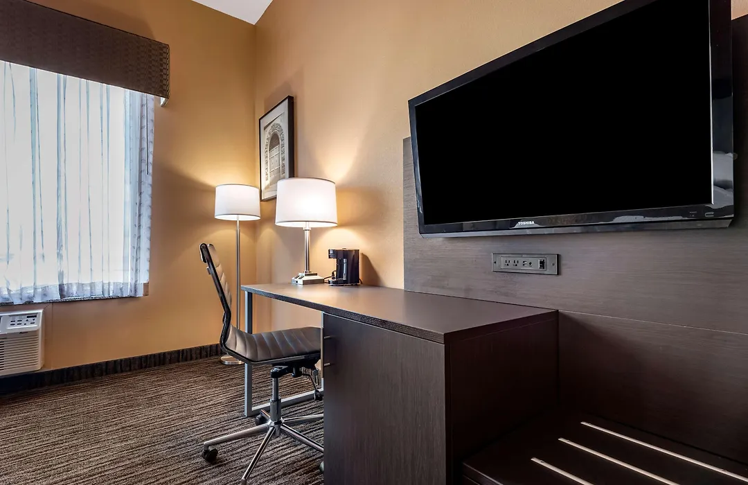 Best Western The Inn At The Fairgrounds-1