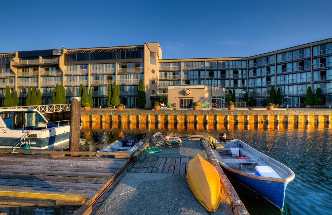 Oceanfront Suites At Cowichan Bay-1