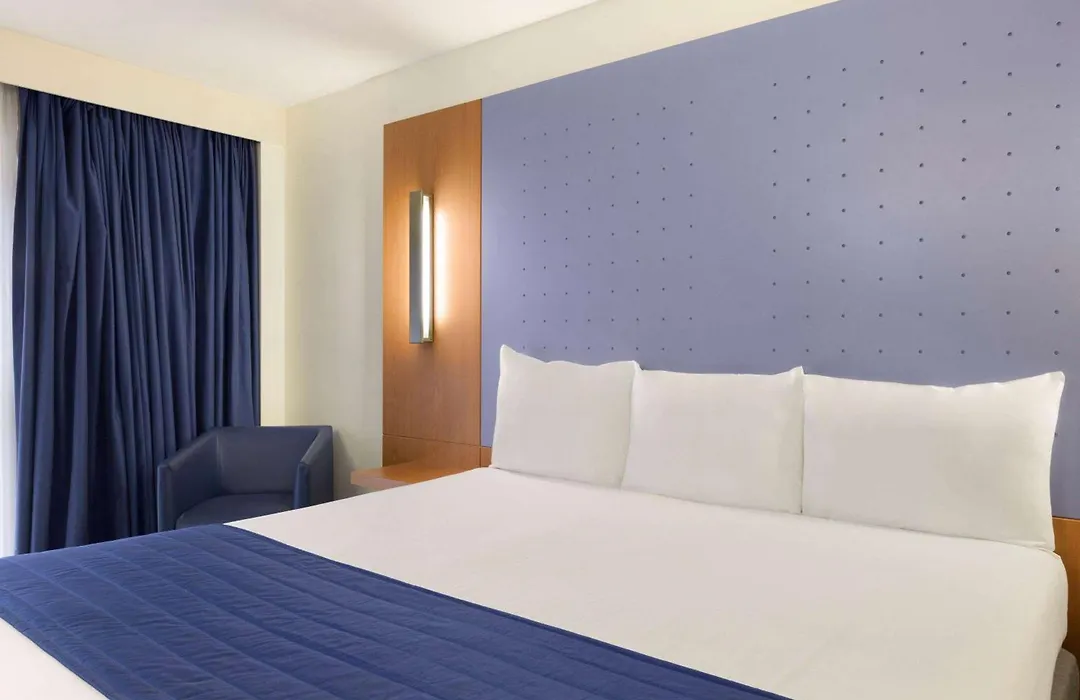 Ramada London North-1