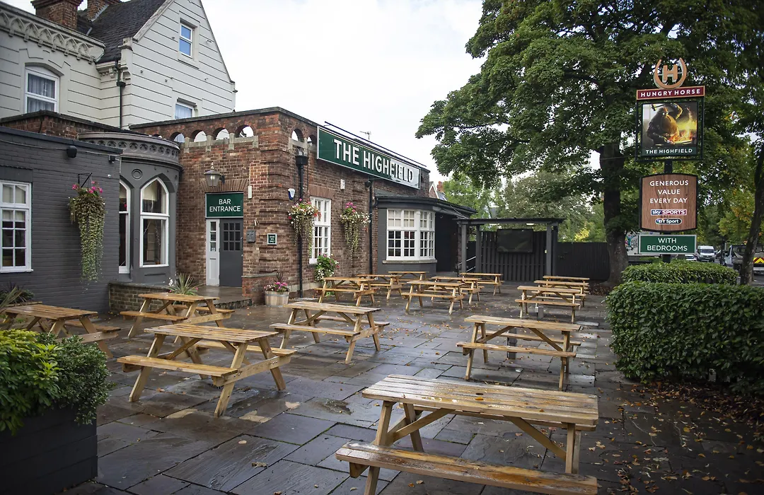 Highfield Hotel By Greene King Inn-1