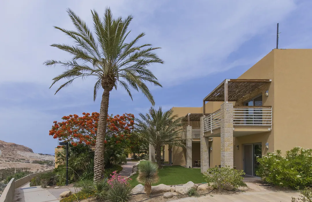 Ein Gedi Kibbutz Hotel-1