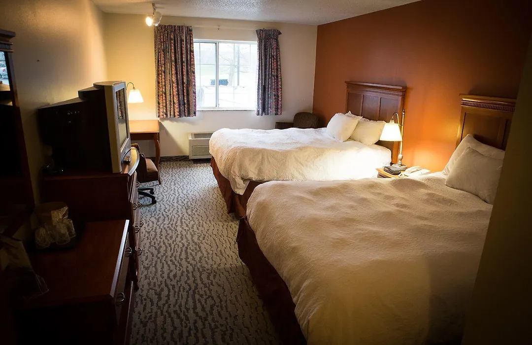Regency Inn & Suites-1