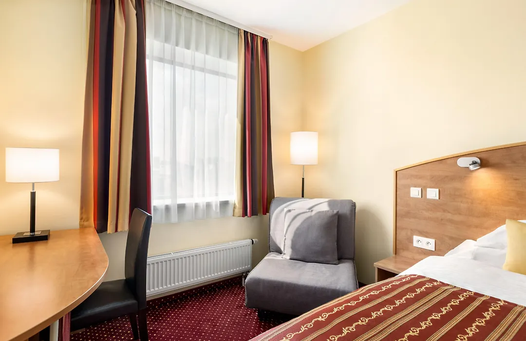 Amedia Express Prague, Trademark Collection By Wyndham-1
