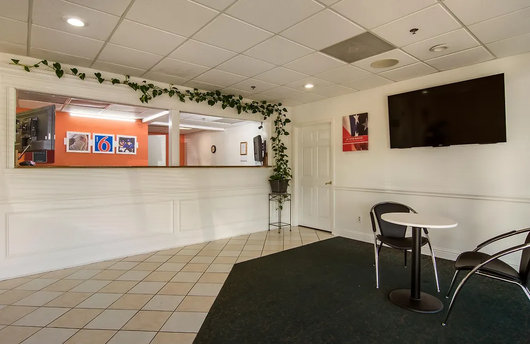 Motel 6-Warner Robins, Ga-1