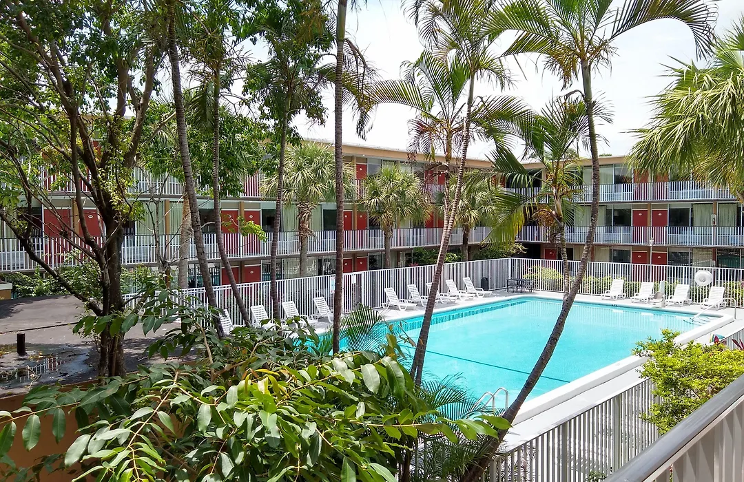 Red Carpet Inn Airport Fort Lauderdale-1