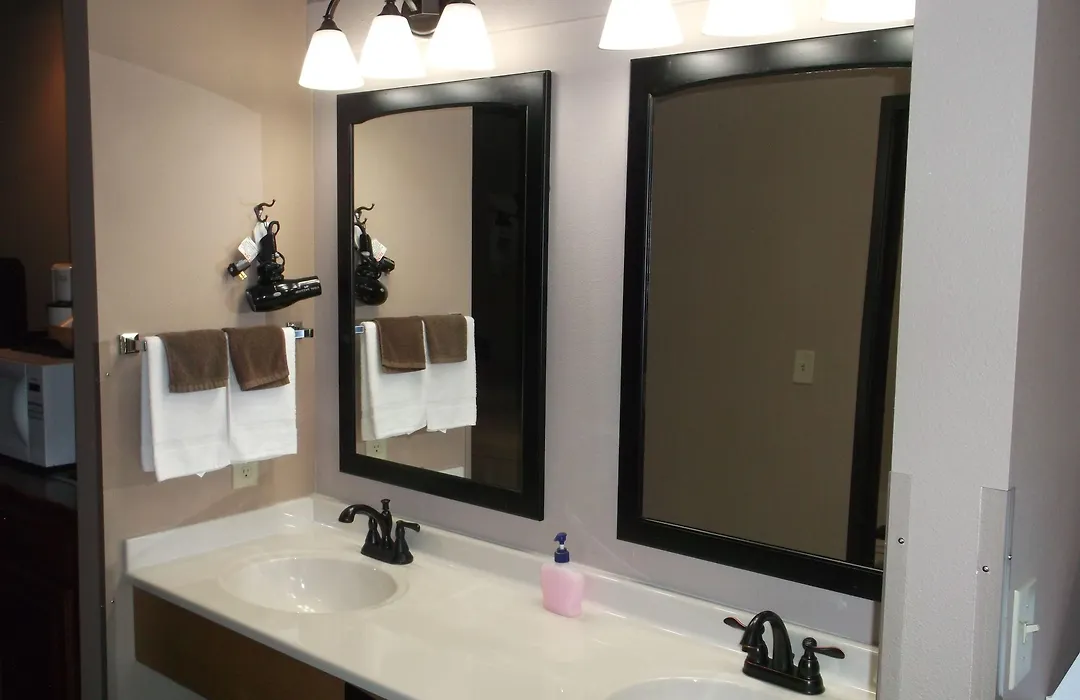 De Smet Super Deluxe Inn & Suites-1