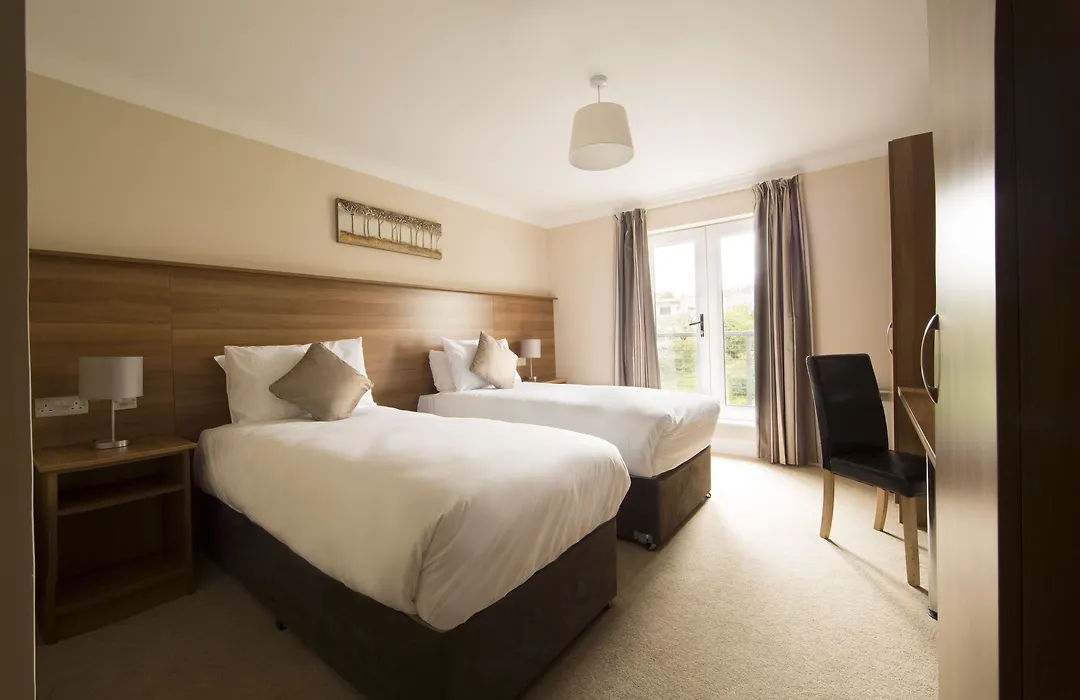 Riverside Hotel-1