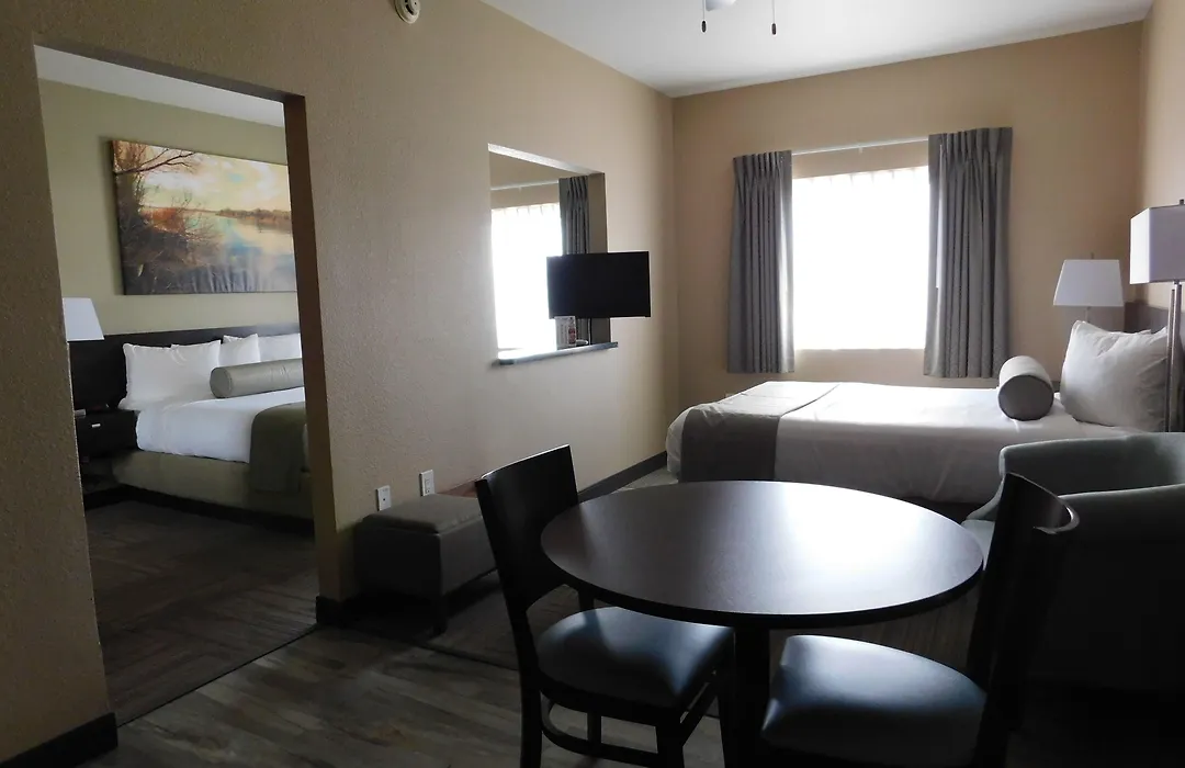 Island Suites-1