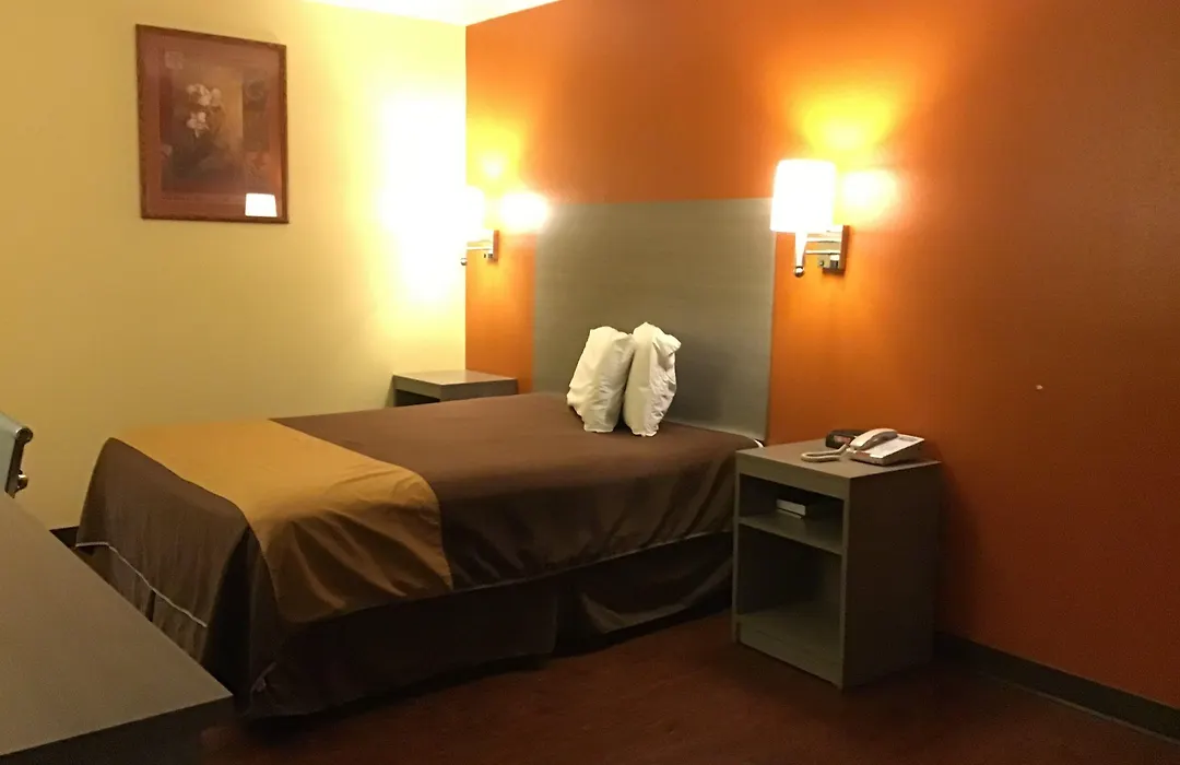 Rodeway Inn Moriarty-1