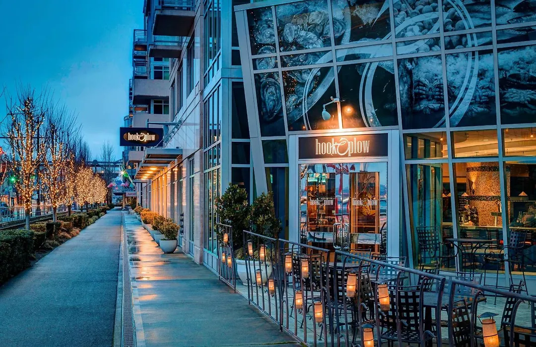 Seattle Marriott Waterfront-1