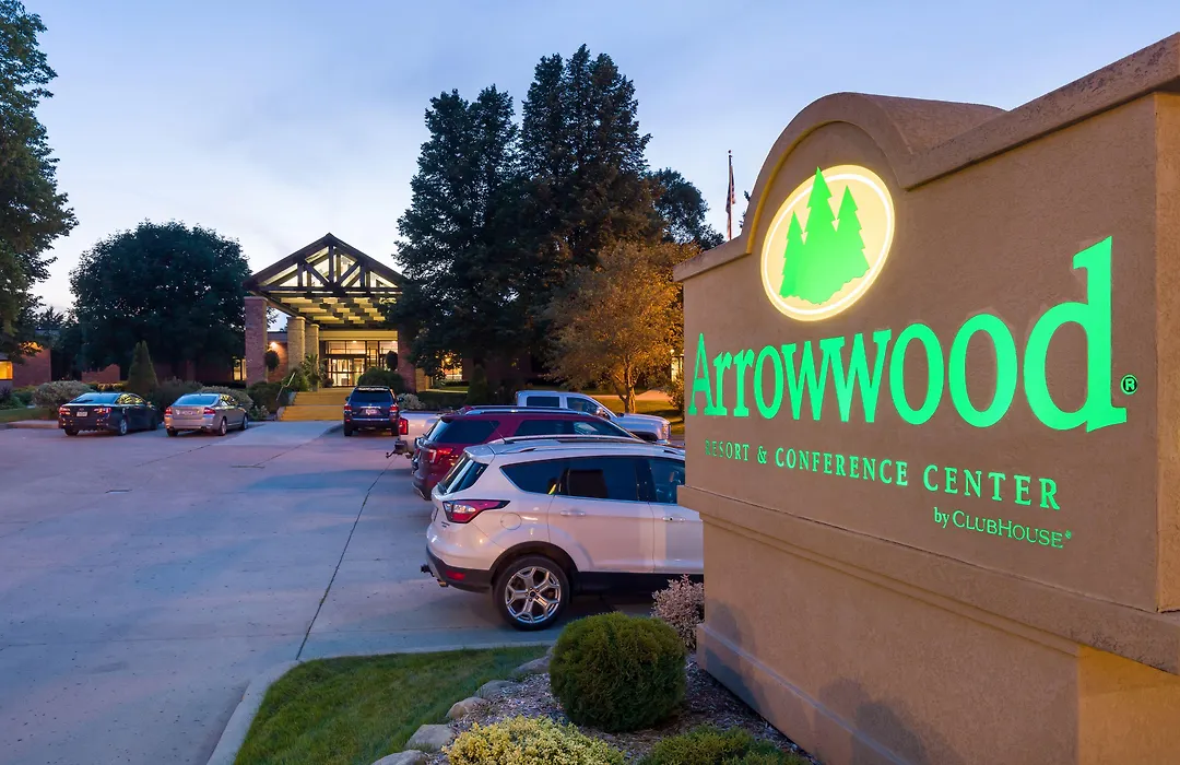 Lake Okoboji Resort And Conference Center-1