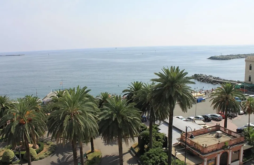 Hotel Mediterranee-1