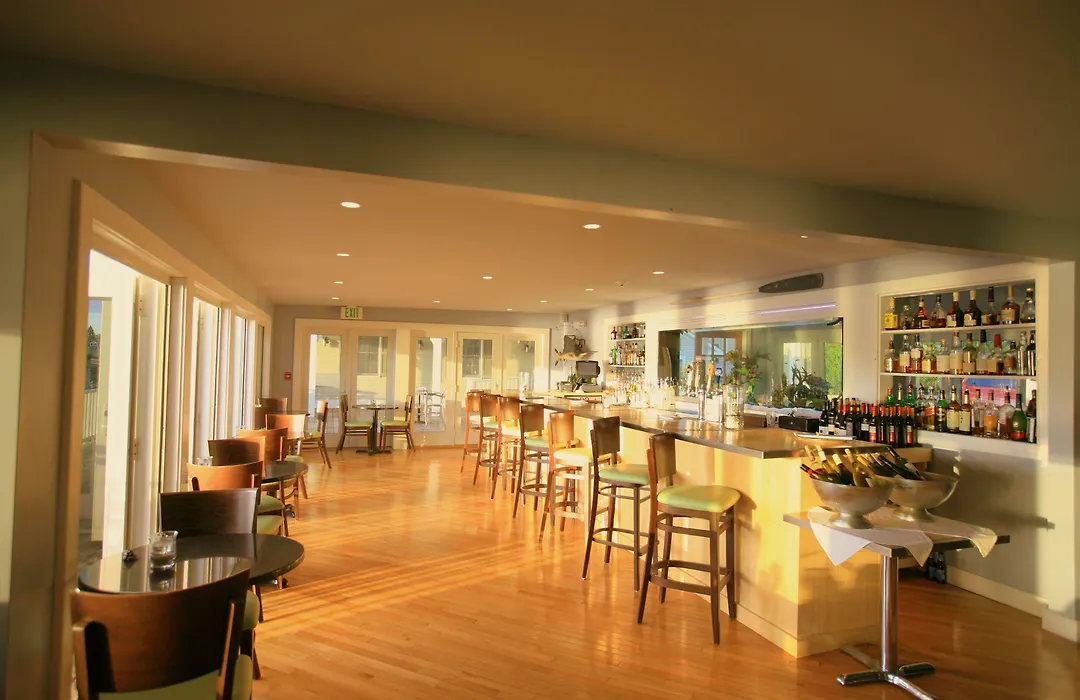 Breakwater Inn-1